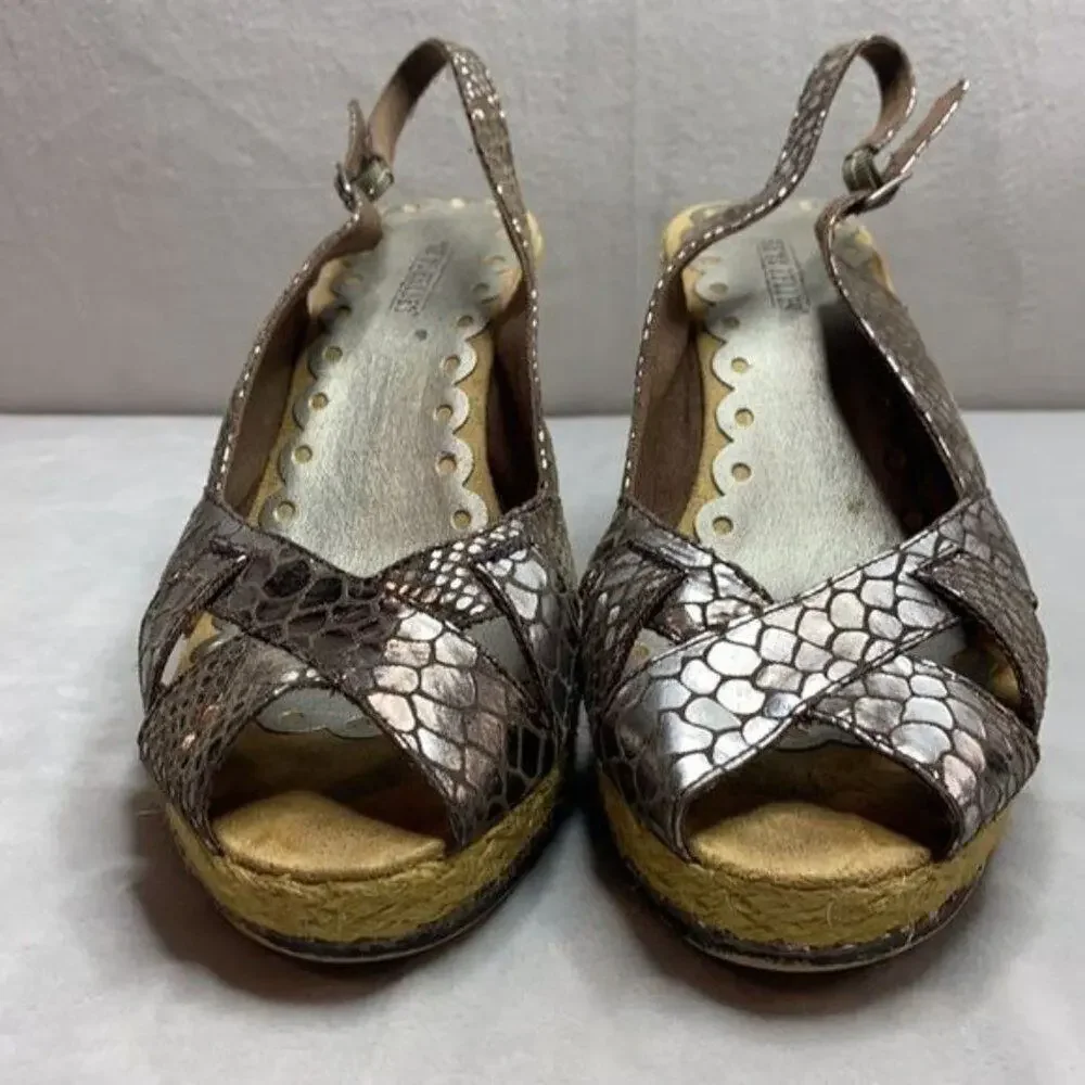 Seychelles Metallic Snake Skin Espadrille Wedges size 10